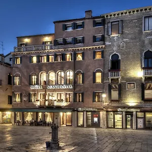*** Hotel Scandinavia - Relais Italie